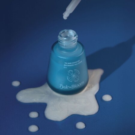The Main Character Niacinamide Face Serum bottle