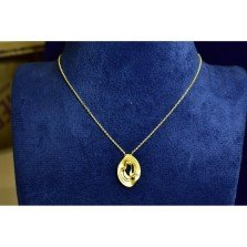Sculpted Oval Gold Pendant Necklace